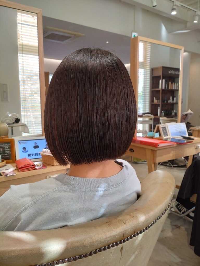 20代30代大人かわいいストレートナチュラルショートボブベージュ